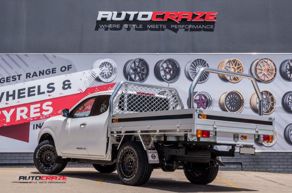 NISSAN NAVARA HOLESHOT XD SATIN BLACK